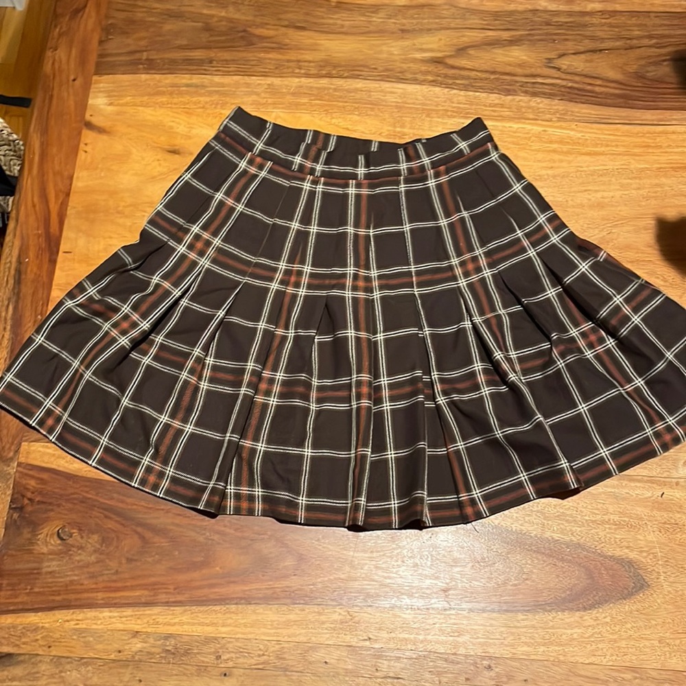 Vintage 90's brown plaid pleated tartan(ish) skirt size 10